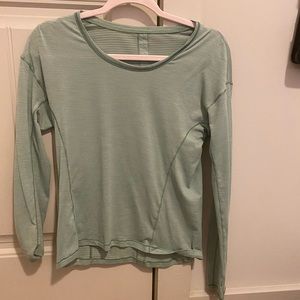Lululemon long sleeve top